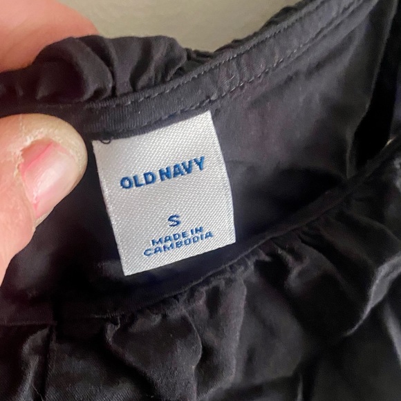 🖤Small black off the shoulder top🖤 - Picture 3 of 4